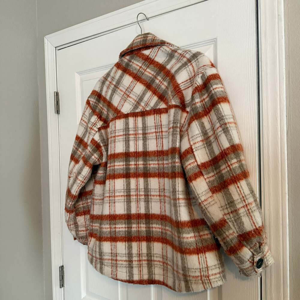 Plaid Button Down Shacket - Picture 5 of 5